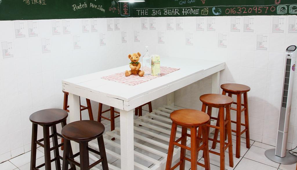 The Big Bear Home Malacca Quarto foto